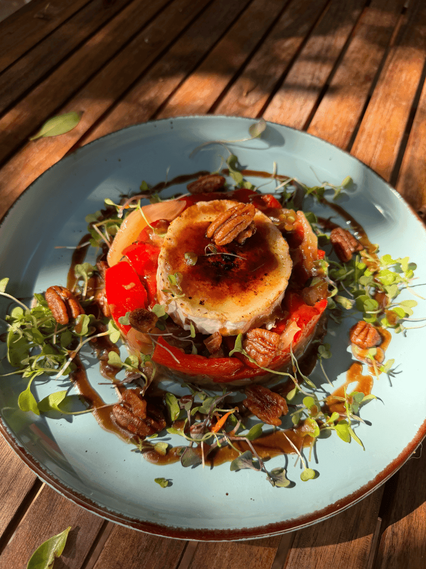 La Catalana: roasted escalivada with gratinated goat cheese and caramelised pecans